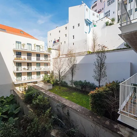 Intendente Prime By Hosty Lizbona