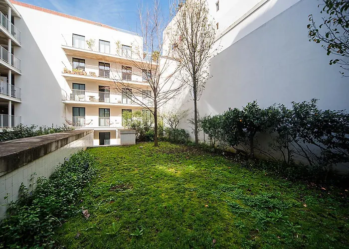 Intendente Prime By Hosty